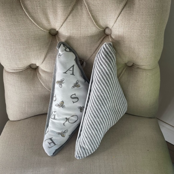 Burt’s Bees Hooded Baby Towels 2 Pack - Picture 3 of 3